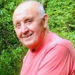 Raymond Whitaker (1)